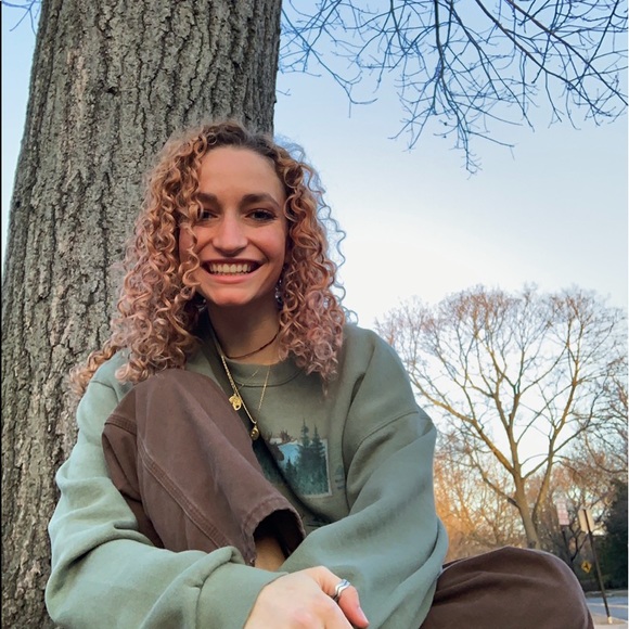 Meet your Posher, Elsa - Picture 1 of 1